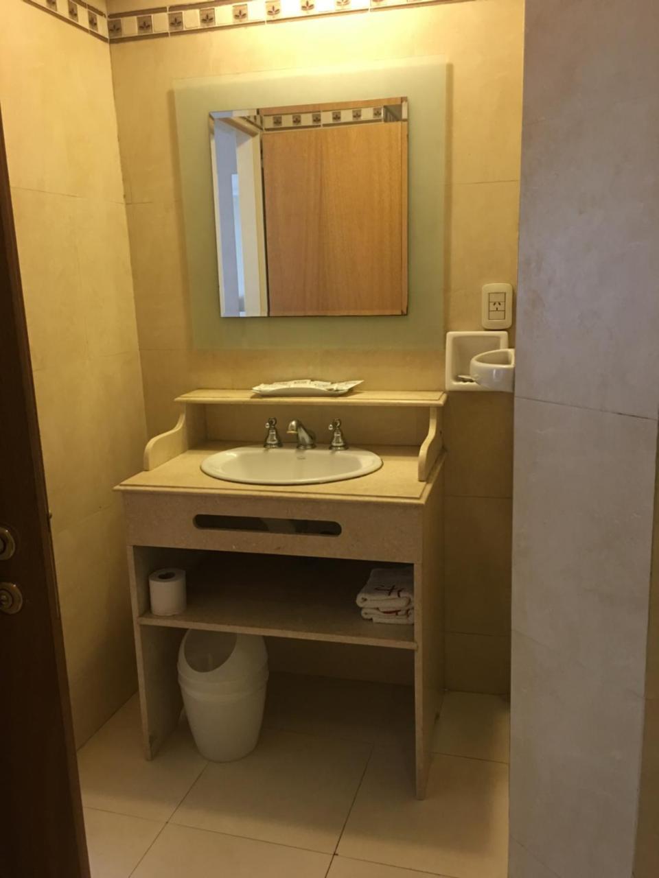 Hotel Rey بوينس آيرس المظهر الخارجي الصورة
